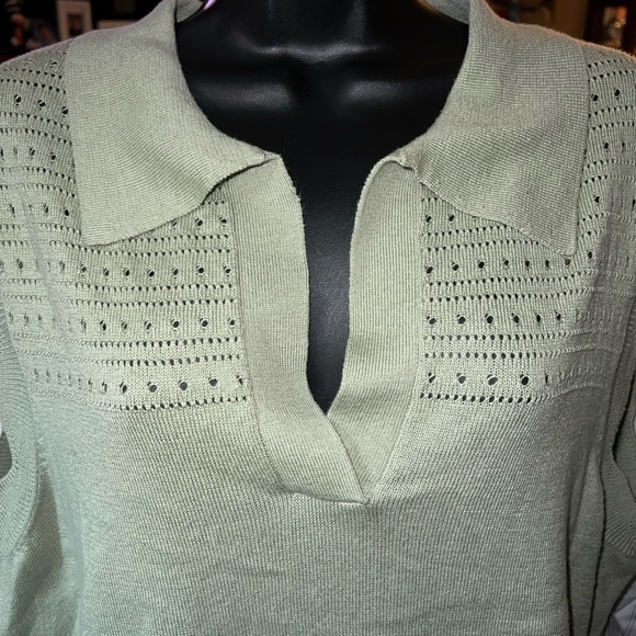 Joie Brand New Eyelet Scalloped Sleeveless Sweater - Picture 2 of 12